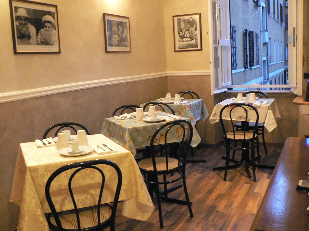 Giovine Italia Couette-café