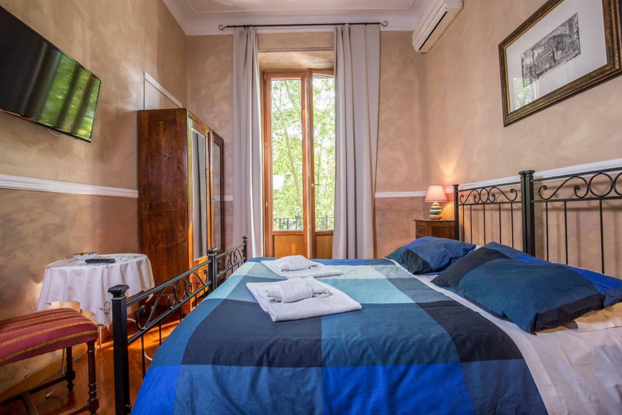 Giovine Italia Couette-café 3*