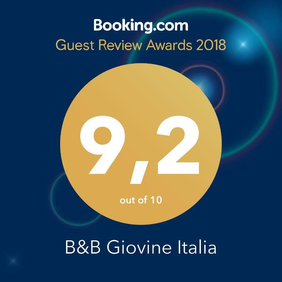 Giovine Italia Couette-café 3*